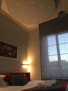Pantheon Caesar Relais Rom