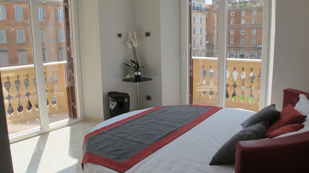 Pantheon Caesar Relais Rom